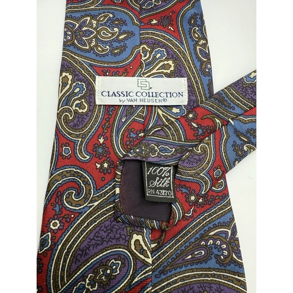 Vintage Van Heusen Classic Collection Paisley Silk‎ Tie USA Made Red Blue Wide
